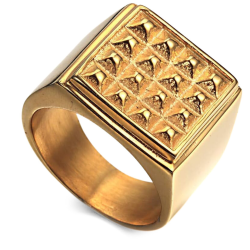 Goldener Stahl Herrenritterring | Pyramidenspitzen, die graviert werden sollen