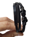 Pulsera de cuero para hombre con 3 filas de calavera negra con placa de acero grabada posible presentada
