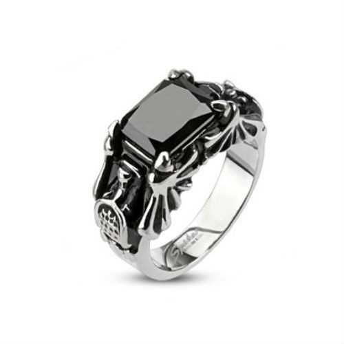 Bague femme acier et pierre onyx gothique aile griffe chauve-souris