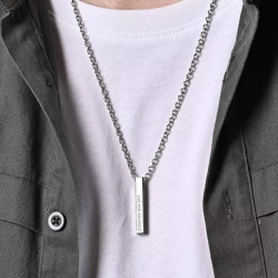 Collier Pendentif Homme Barre Minimaliste en Acier Inoxydable Message Live For Yourself Personnalisable