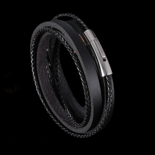 Pulsera de los hombres multiforma con tangas de cuero trenzadas y lisas, así como broche de clips personalizados.