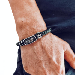 Pulsera Hombre Piel Treshed y Plato León Cierre de acero inoxidable magnético 21cm