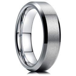 El moderno anillo de bodas moderno de 3 mm de acero inoxidable con acabado mate cepillado y bordes biselados pulidos